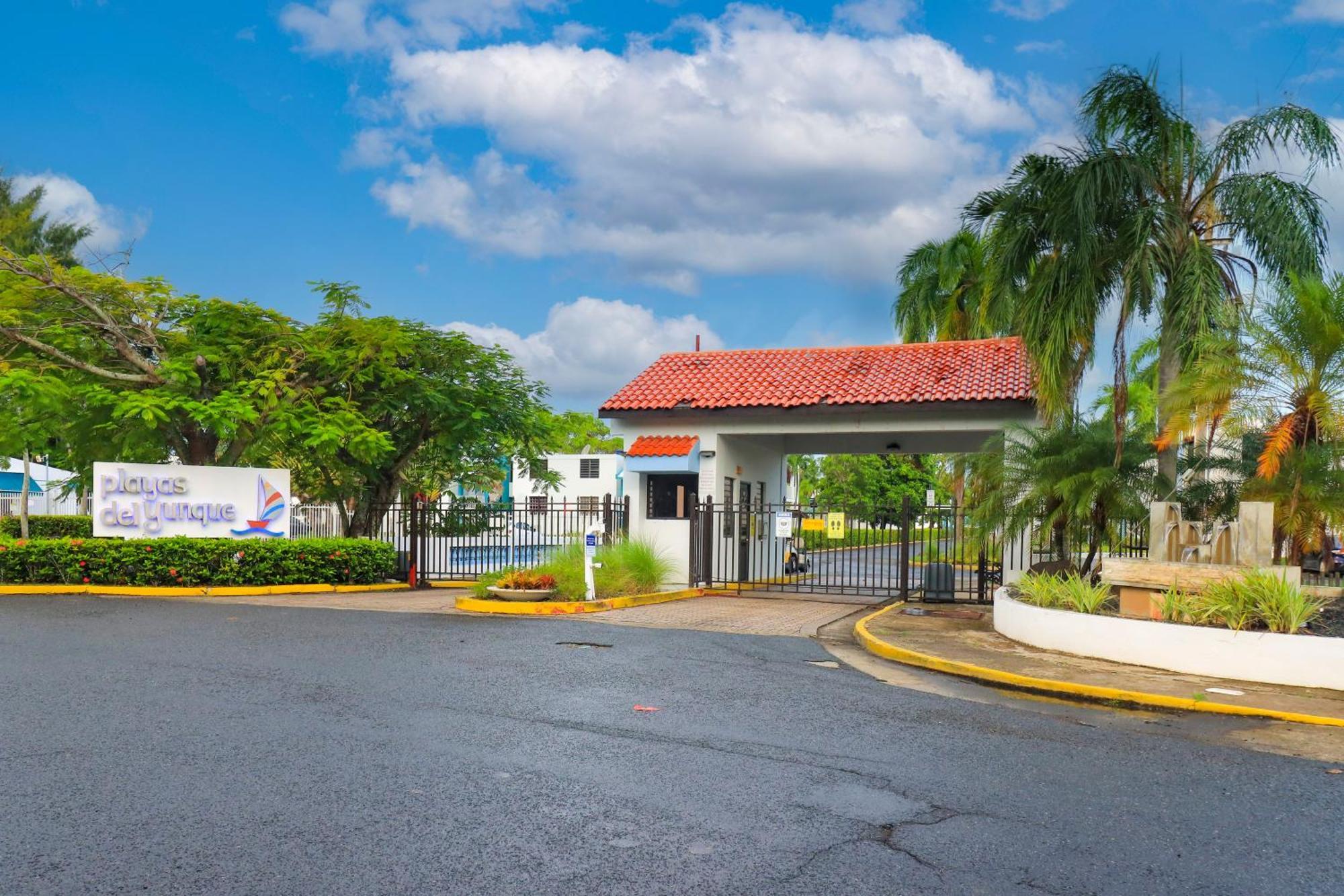 Villa Layka Beach House At Playas Del Yunque Rio Grande Dış mekan fotoğraf