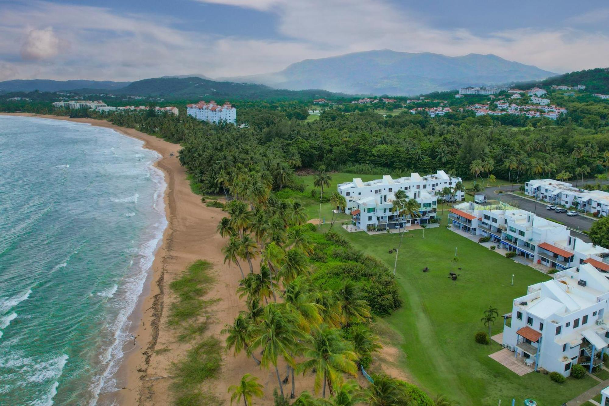 Villa Layka Beach House At Playas Del Yunque Rio Grande Dış mekan fotoğraf